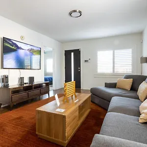  Villa Stylish 2bd 8 Min From Airport, 4 Min From Sofi