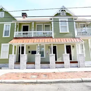 Cosy 3-bedroom Downtown Walk To Convention Center , Tampa United States